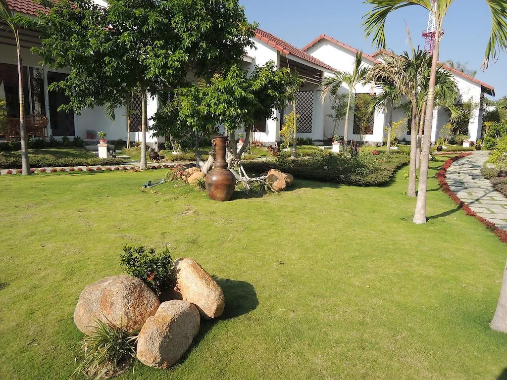 Kim Village Resort Mui Ne Phan Thiet 2*,